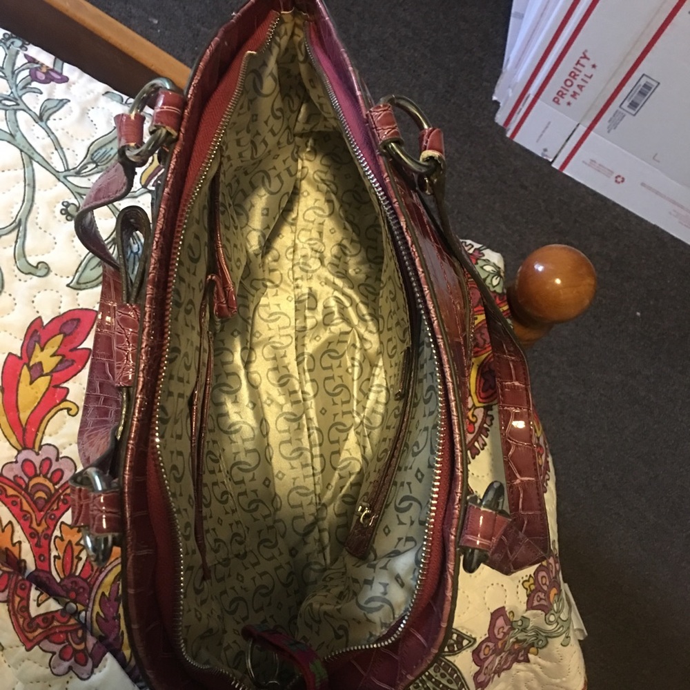 Guess Raspberry Large Purse - Picture 8 of 8